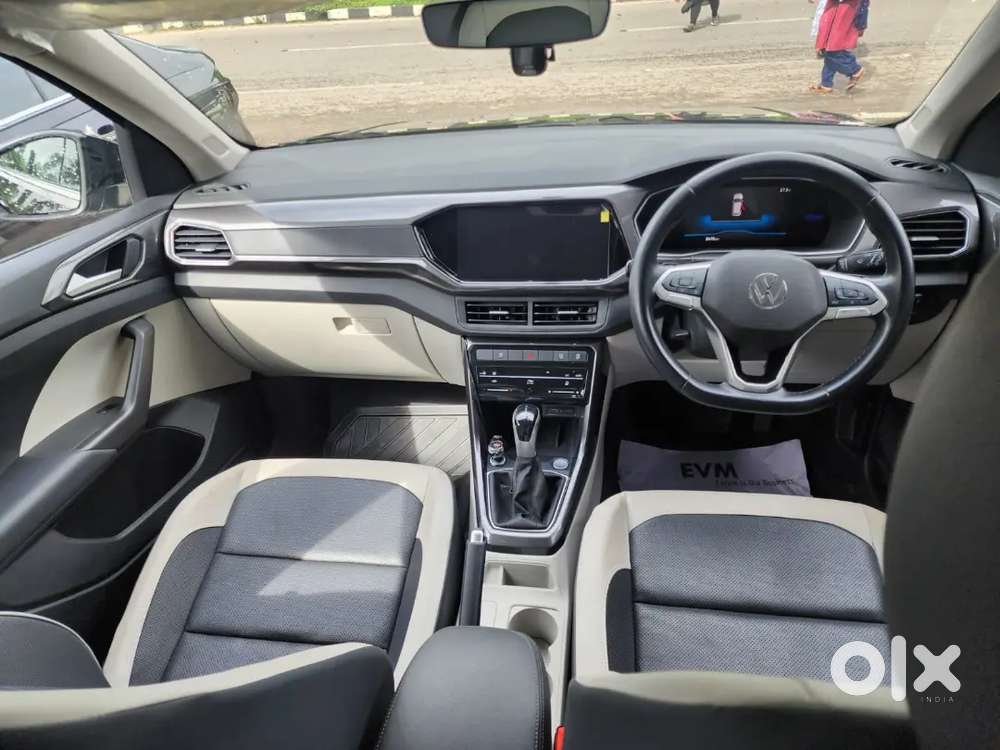Volkswagen Taigun 1700000 Petrol 10000 Km Driven