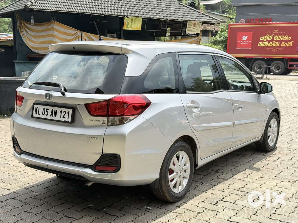 Honda Mobilio 1.5 V I-vtec, 2016, Petrol