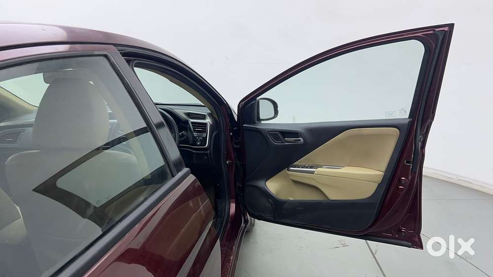 Honda City I-vtec S, 2015, Petrol