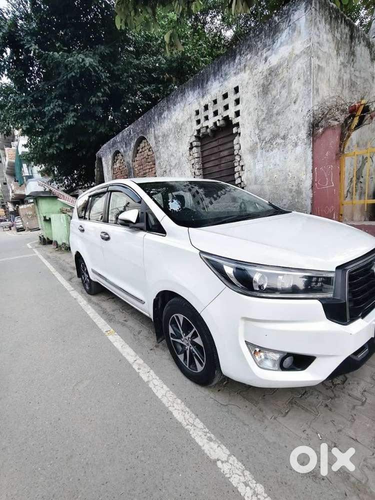 Toyota Innova Crysta 2.4 G Mt 8s, 2021, Diesel