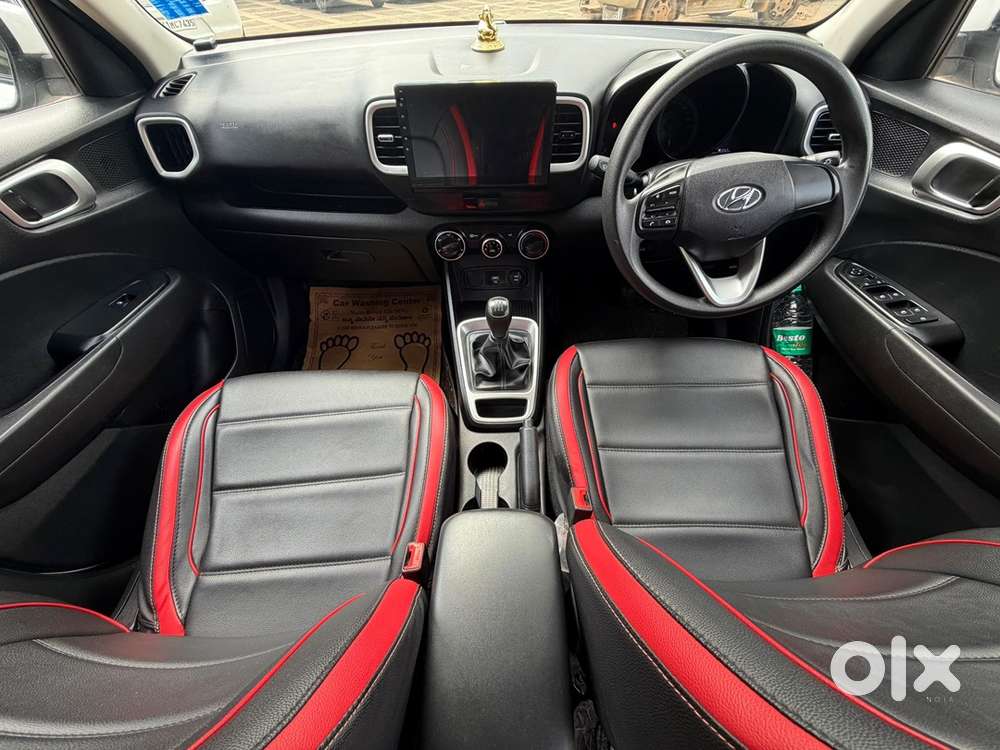 Hyundai Venue Petrol 2021