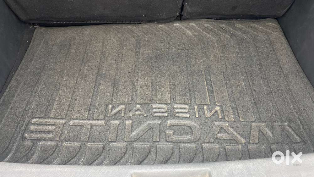 Nissan Magnite 1.0 Xv, 2022, Petrol