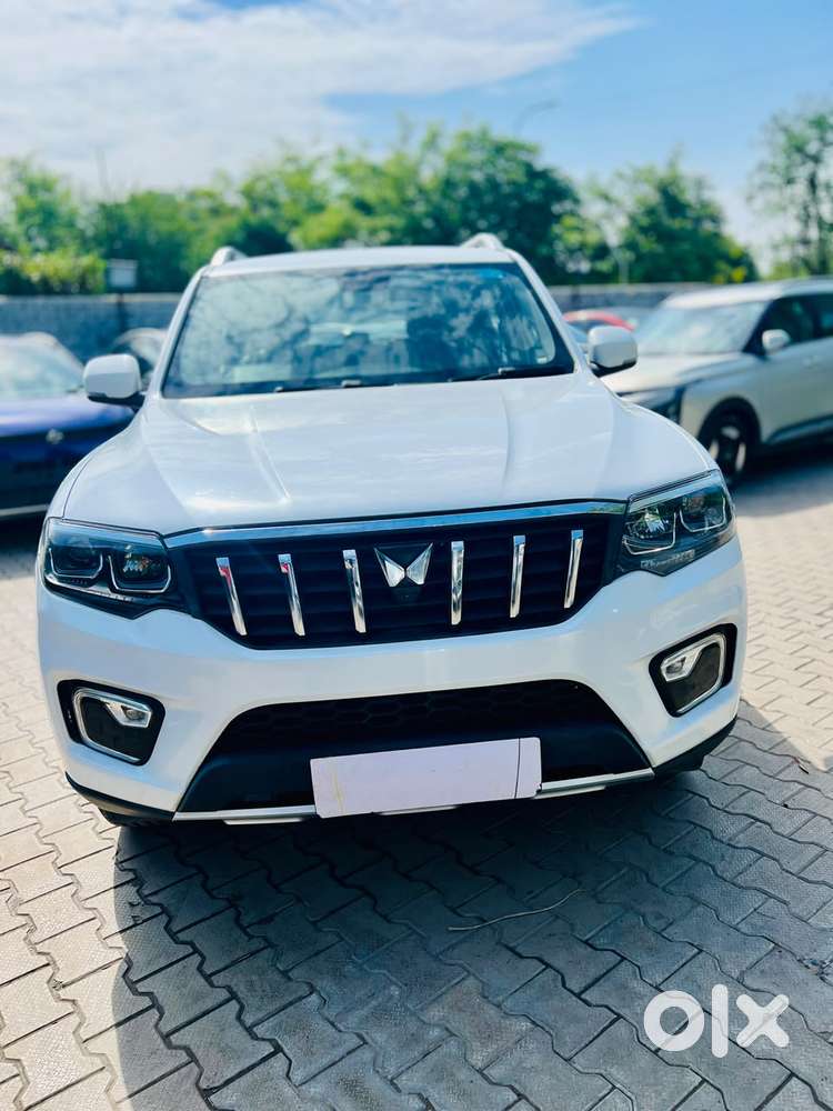 Mahindra Scorpio N Z8 L Petrol Mt 7 Str, 2023, Petrol