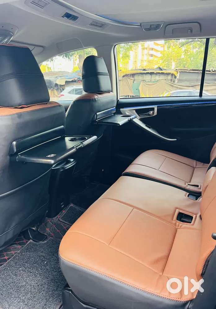 Toyota Innova Crysta [2020-ongoing] 2.4 Vx 8 Str, 2023, Diesel