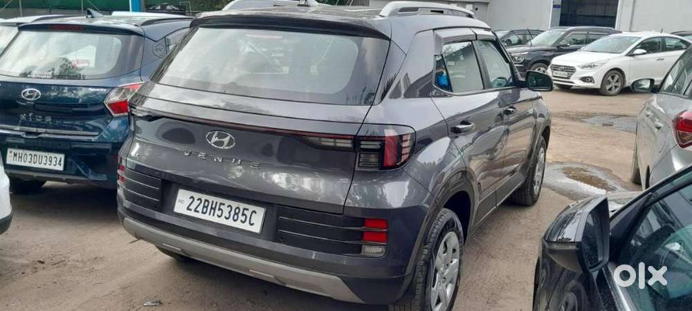 Hyundai Venue Sx 1.2 Petrol Mt 2022  Excellent Condition