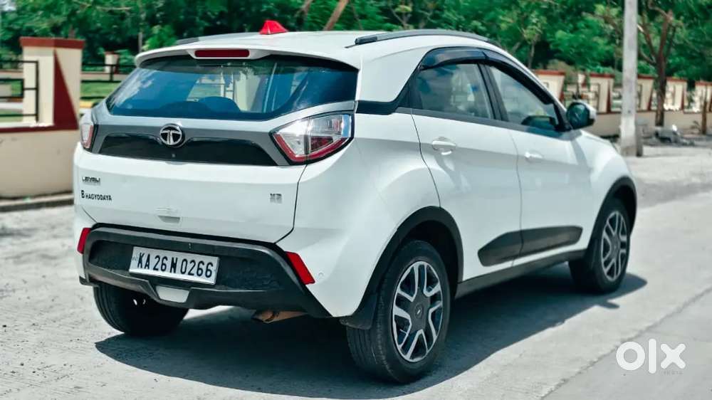 Tata Nexon 2018 Diesel 108000 Km Driven