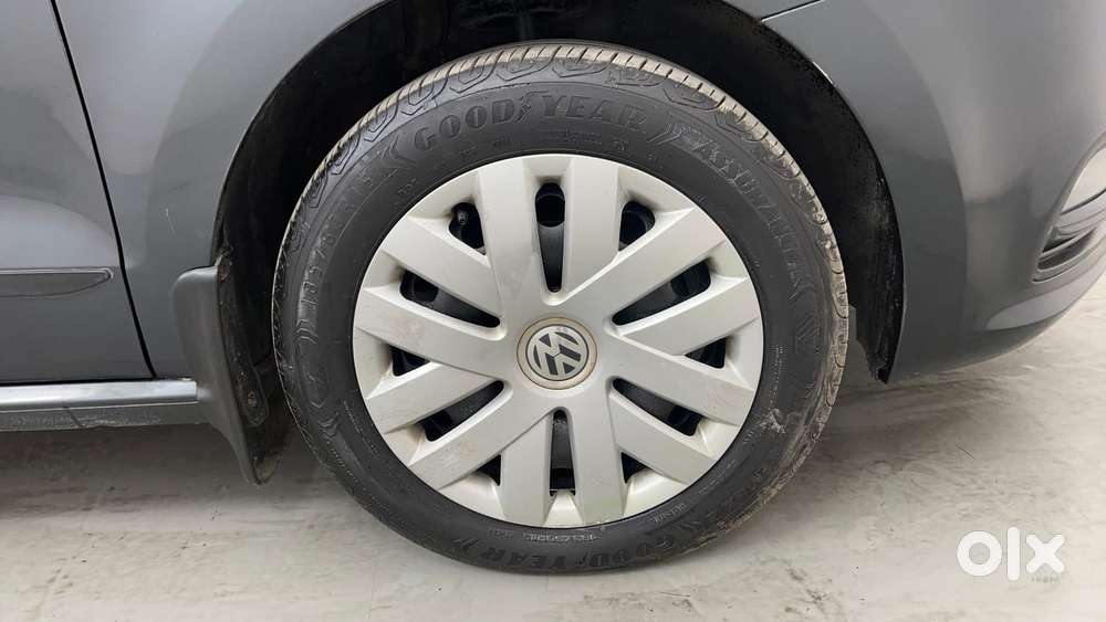 Volkswagen Polo Petrol Comfortline 1.2l, 2015, Petrol