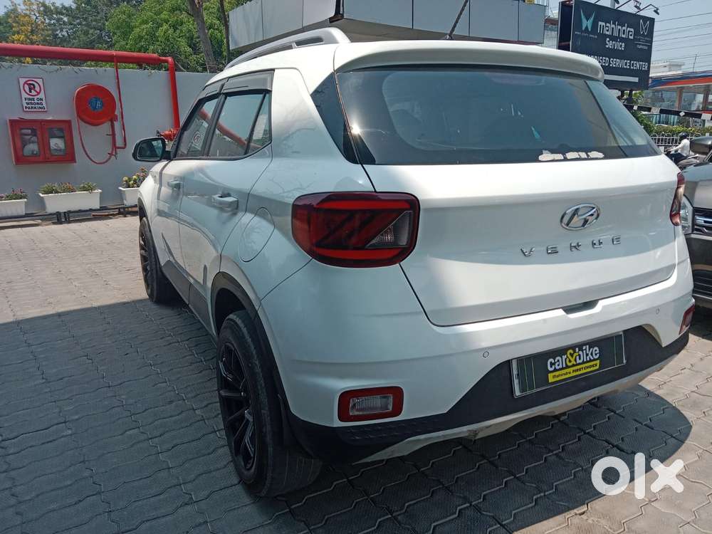 Hyundai Venue S 1.2 Petrol, 2021, Petrol
