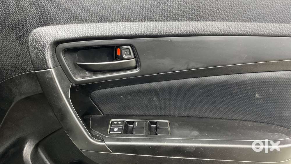 Maruti Suzuki Vitara Brezza 1.5 Vxi At, 2022, Petrol