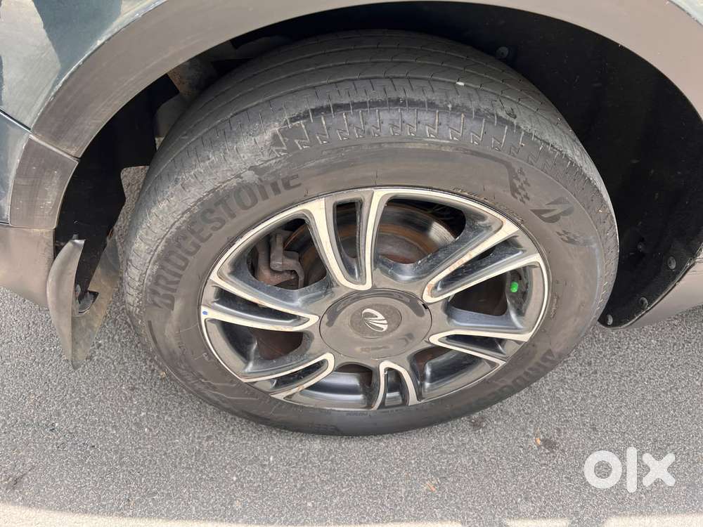 Mahindra Marazzo M8, 2018, Diesel