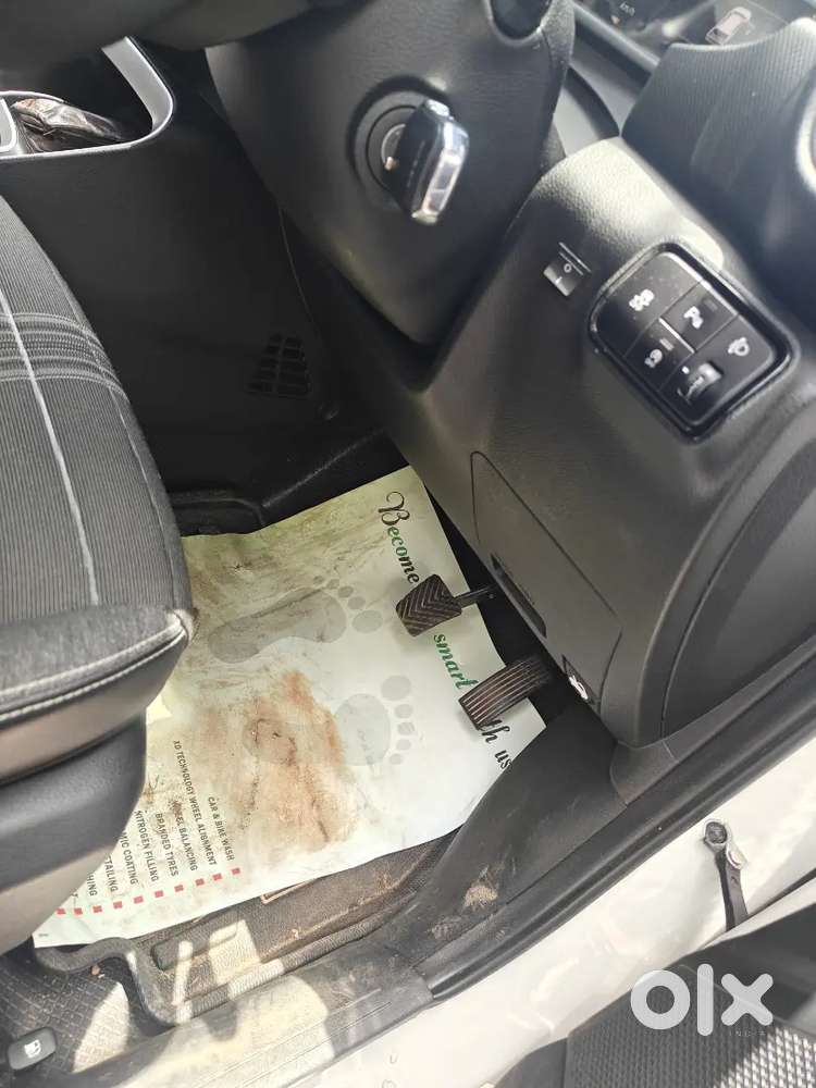 Kia Sonet 1.0 Htk 2025