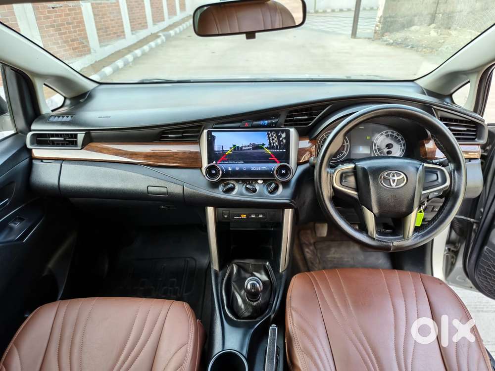 Toyota Innova Crysta 2.4 G Mt 8s, 2018, Diesel