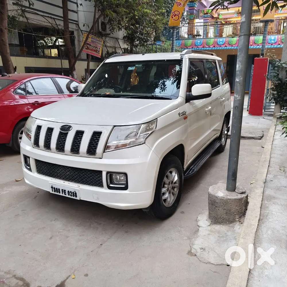 Mahindra Tuv 300 2015 Diesel 140000 Km Driven