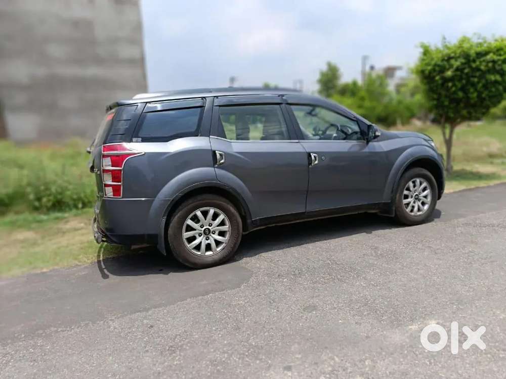 Mahindra Xuv500 2017 Diesel 87000 Km Driven