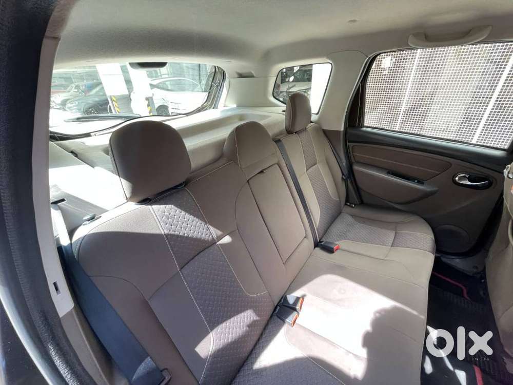 Renault Duster Rxz 2017 Diesel 58000 Km Driven