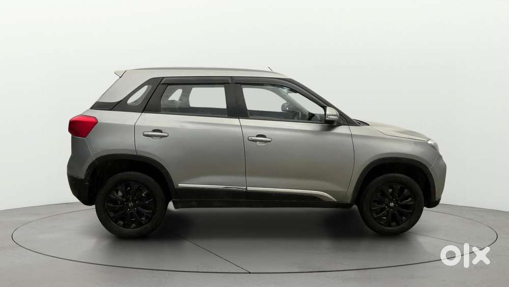 Maruti Suzuki Brezza 1.5 Zxi Smart Hybrid, 2022, Petrol