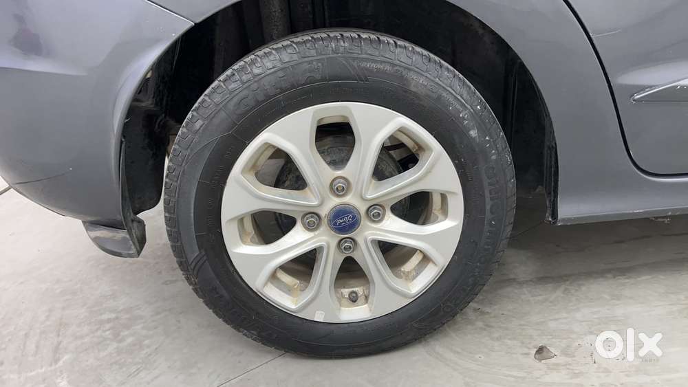 Ford Figo Aspire Titanium, 2016, Petrol