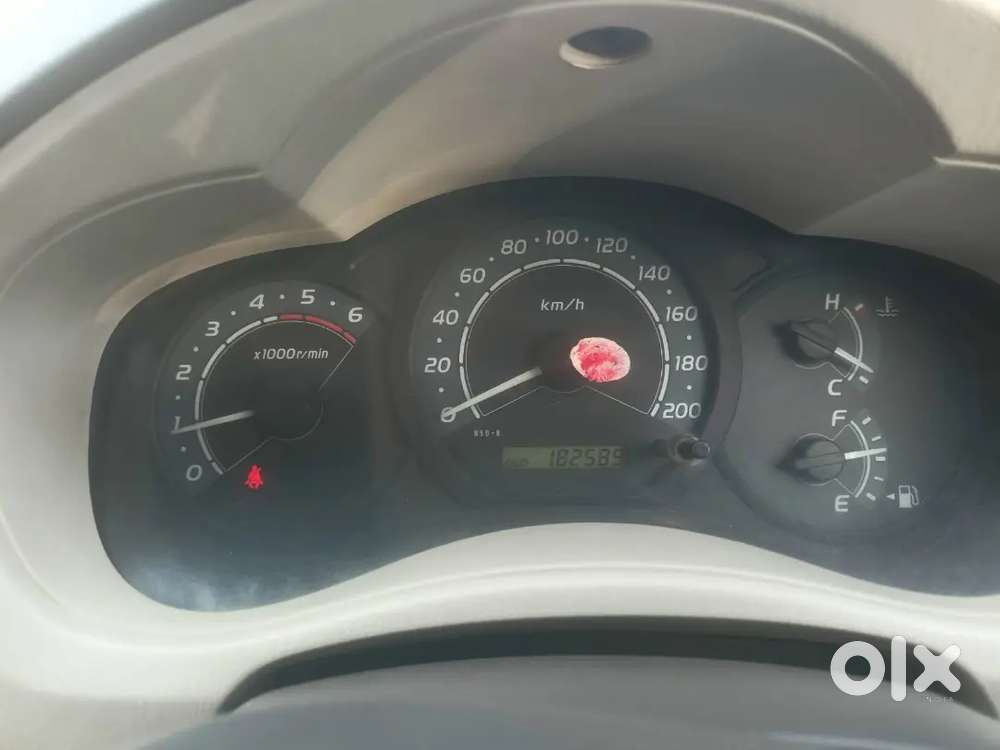 Toyota Innova 2011 Diesel 185000 Km Driven