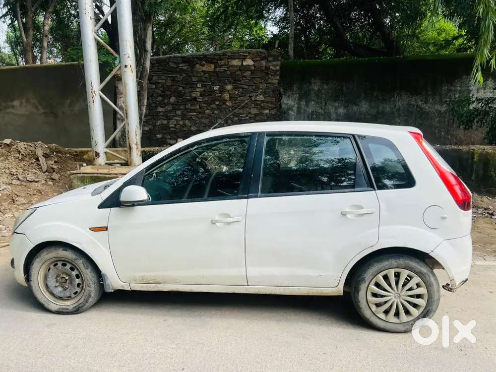 Ford Figo Diesel Titanium 2011