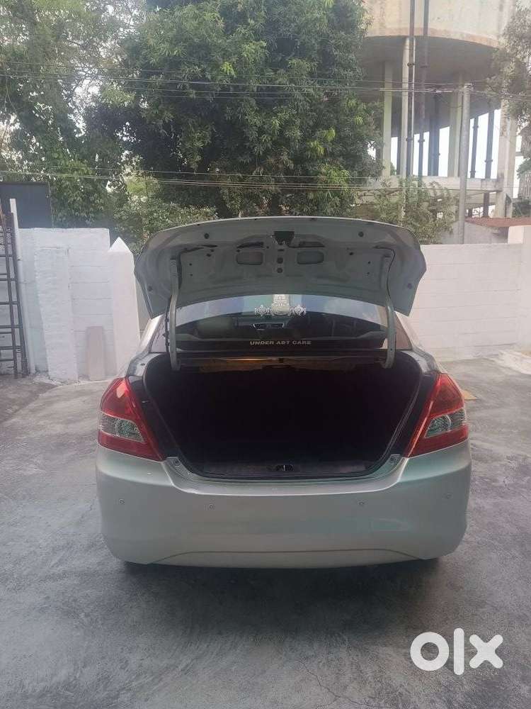 Maruti Suzuki Swift Dzire Vxi Optional, 2017, Petrol