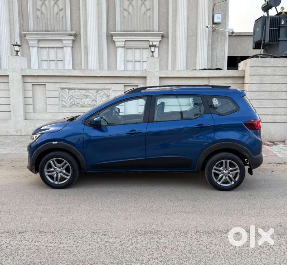 Renault Triber 1.0 Rxz Dual Tone, 2020, Petrol