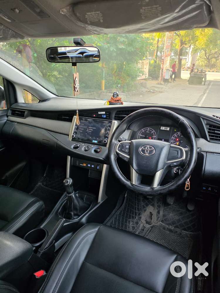 Toyota Innova Crysta 2.4 G Mt, 2022, Diesel