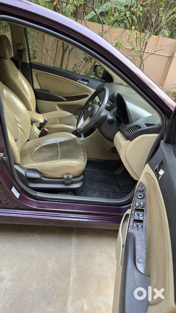 Hyundai Fluidic Verna Sx(o) 2013 Petrol 98700 Km Driven