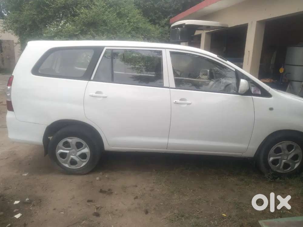 Toyota Innova 2007 Diesel 328000 Km Driven