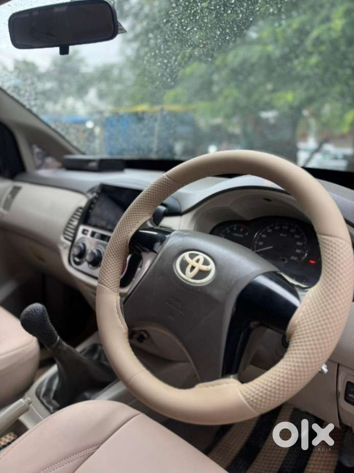 Toyota Innova 2.5 Gx 7 Str Bs-iii, 2013, Diesel