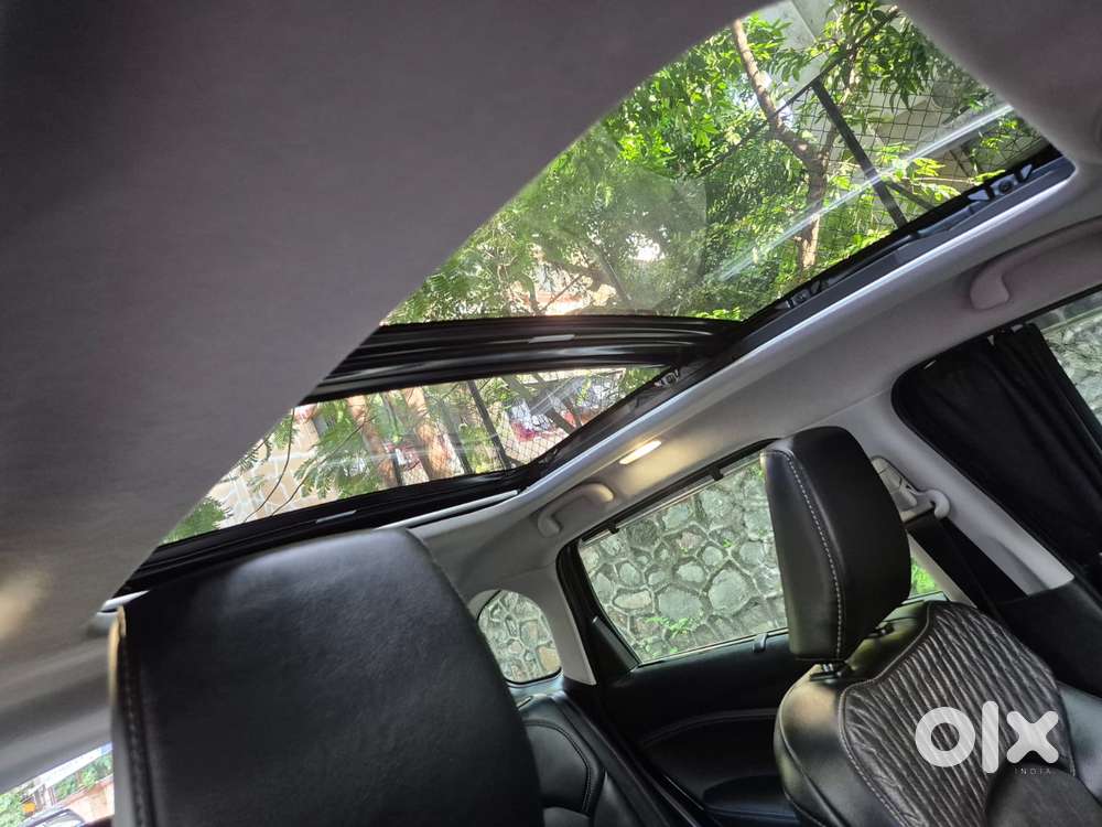 Maruti Suzuki Grand Vitara 1.5 Alpha Plus Intelligent Hybrid Ecvt, 2..