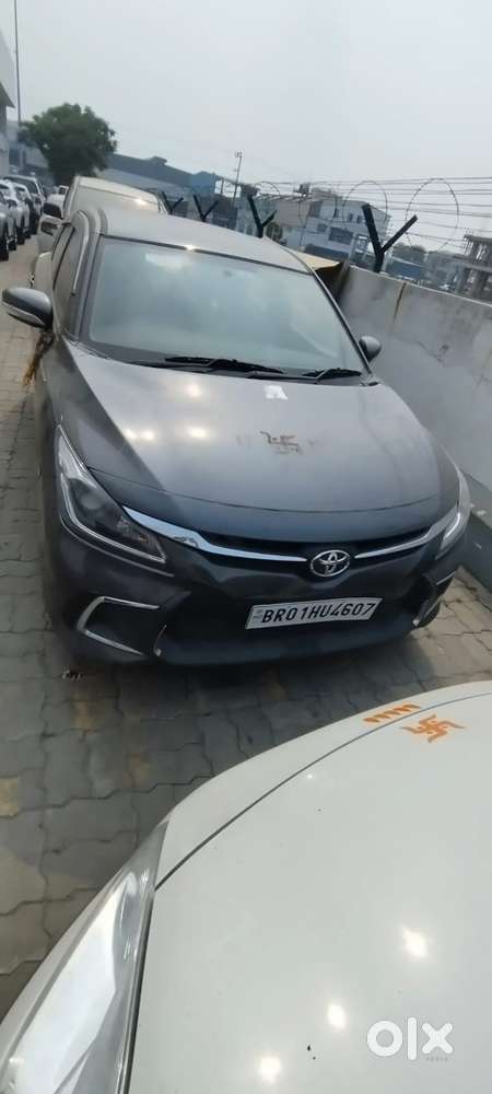 Toyota Glanza Petrol Manual 2024