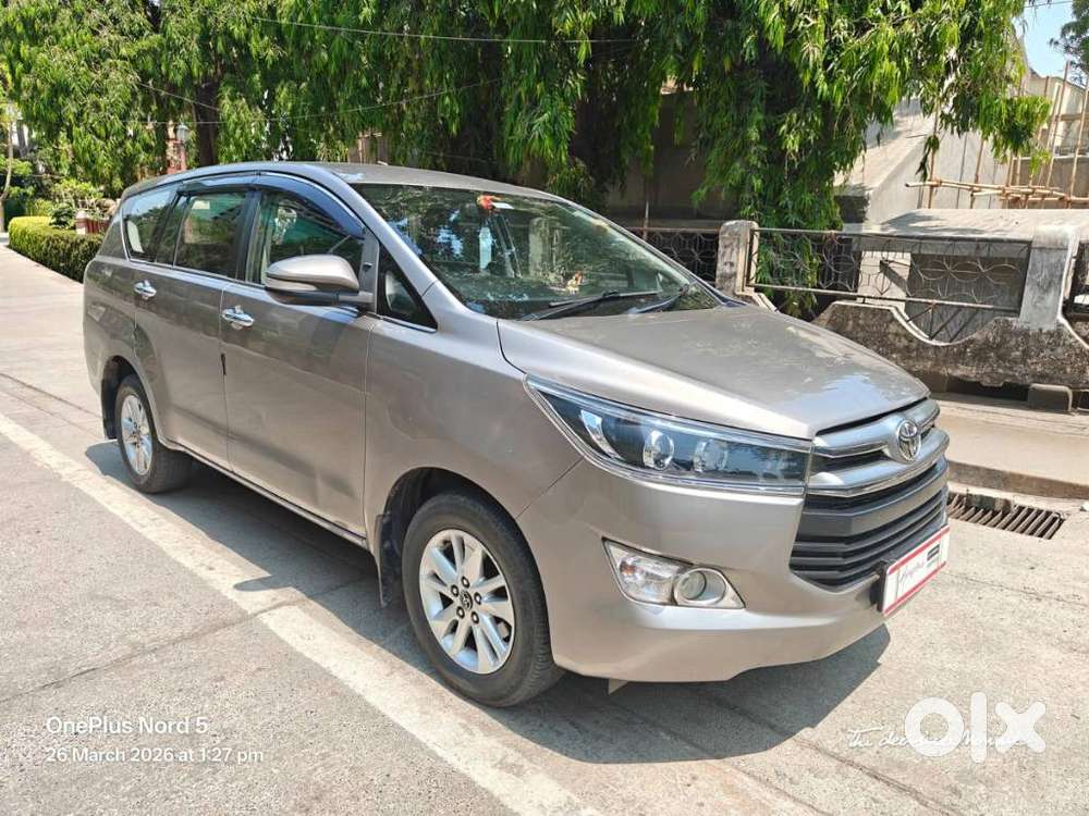 Toyota Innova Crysta 2.4 V 8 Str, 2017, Diesel