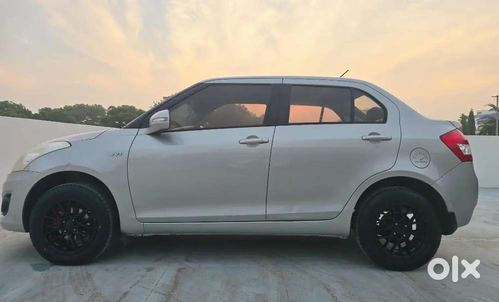 Maruti Suzuki Dzire 1.2 Zxi 2013