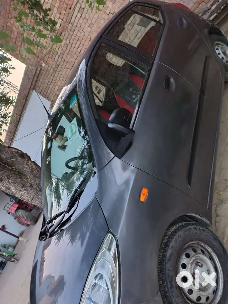 Car In Good Condition And Running Is To Less Driven