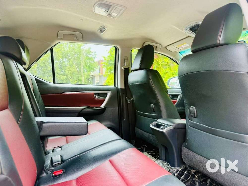 Toyota Fortuner 2.8 Legender 4x4, 2025, Diesel