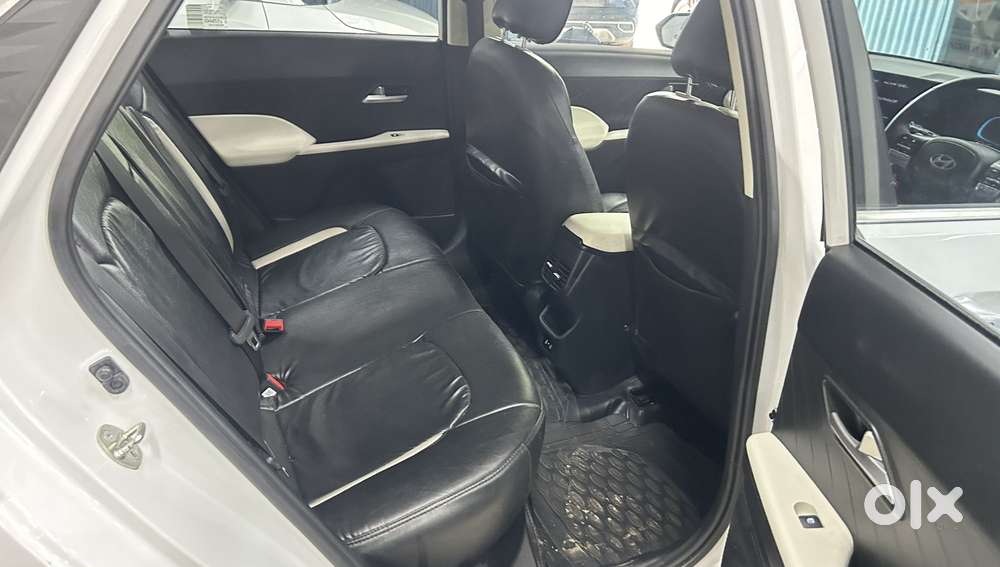 Hyundai Verna 1.5 Sx Ivt, 2025, Petrol