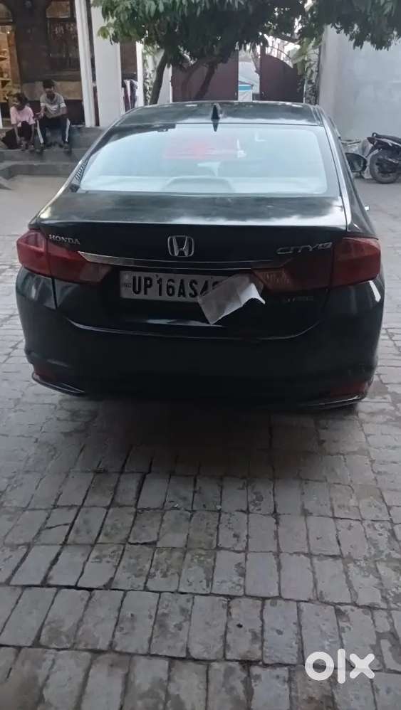 Honda City V - Dtec 2014