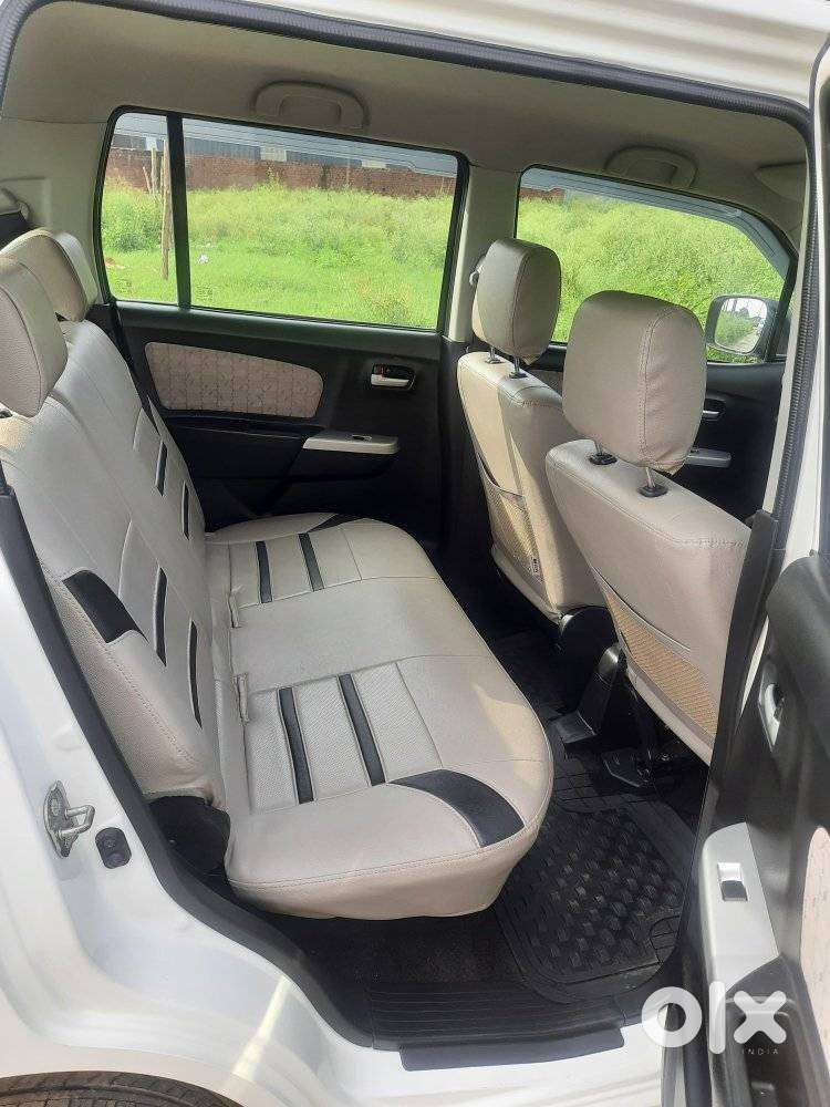 Maruti Suzuki Wagon R 1.0 Vxi Amt, 2016, Petrol