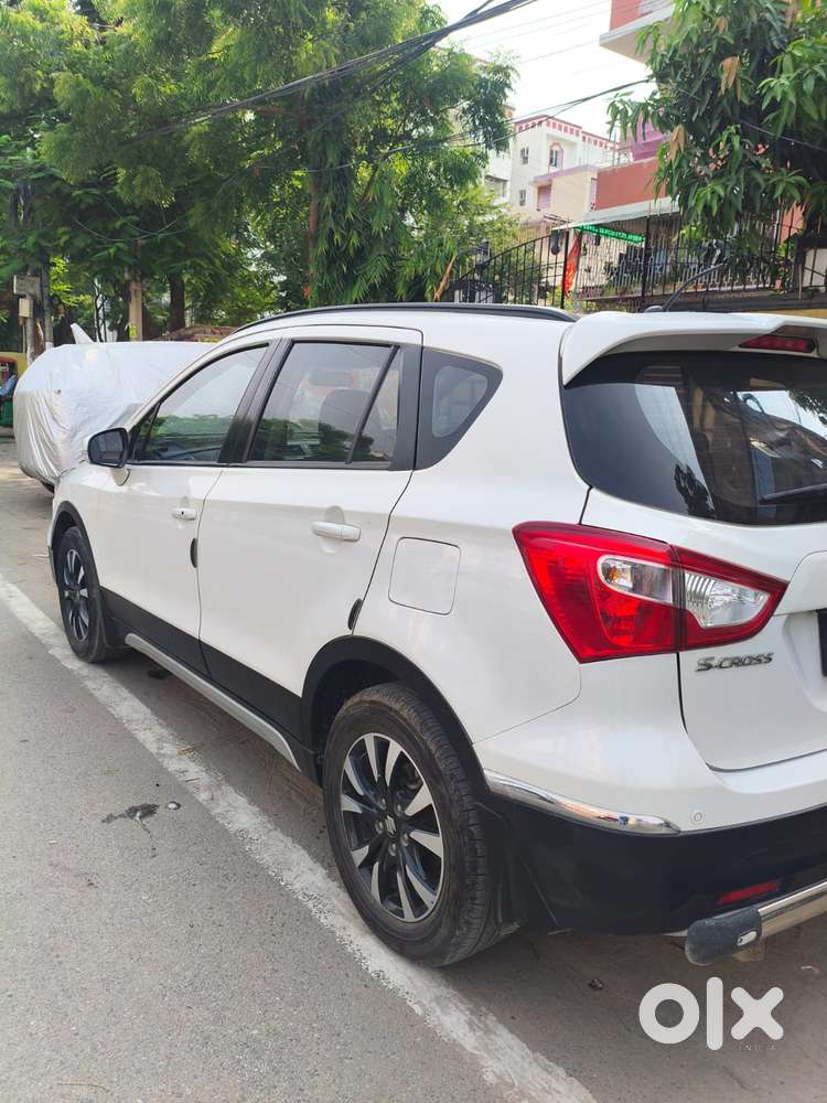 Maruti Suzuki S-cross Ddis 200 Alpha, 2021, Petrol