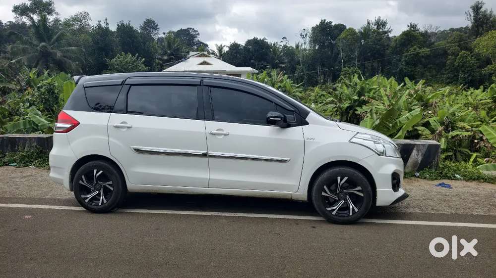 Maruti Suzuki Ertiga 2017