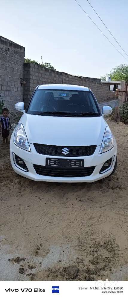 Maruti Suzuki Swift 2015