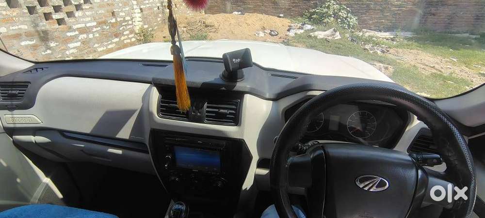 Mahindra Scorpio S4 Plus 2015 Diesel