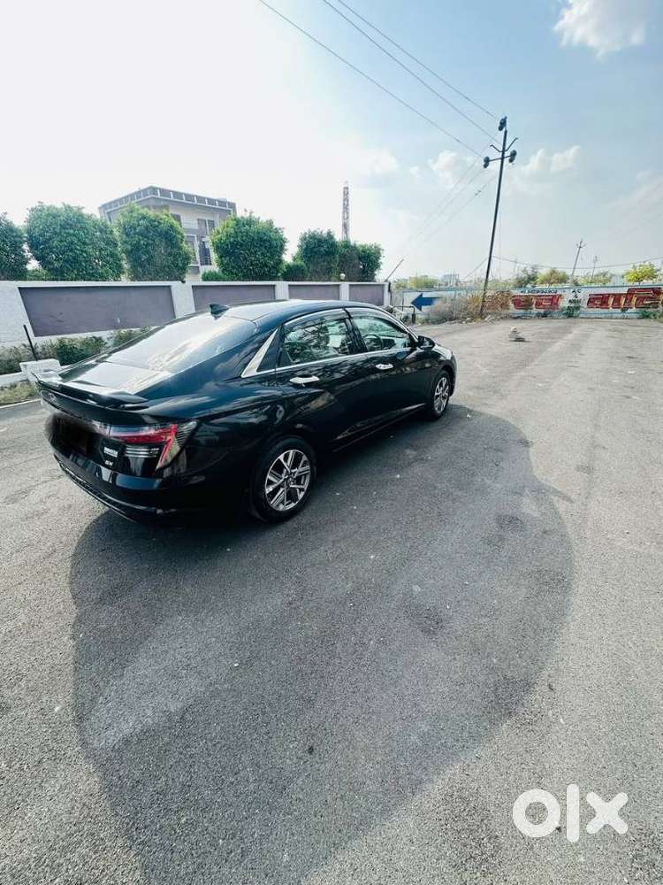 Hyundai Verna 1.5 Sx Turbo Petrol Mt, 2025, Petrol