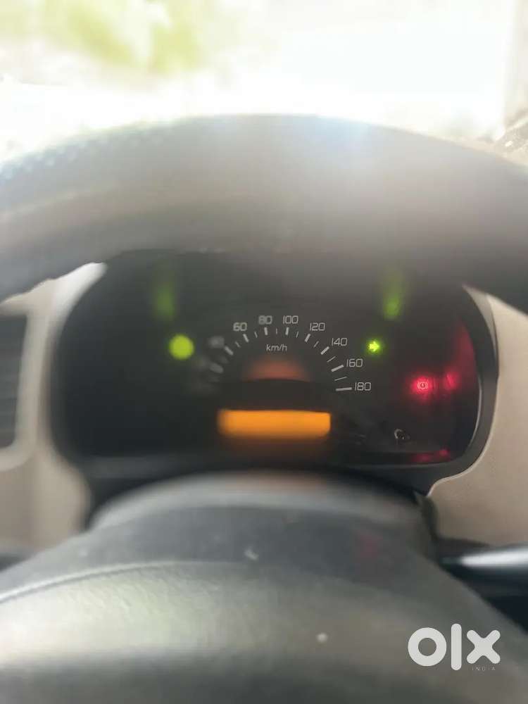 2013 Petrol Manual | 2nd Owner | 95,000 Km | Well Maintained