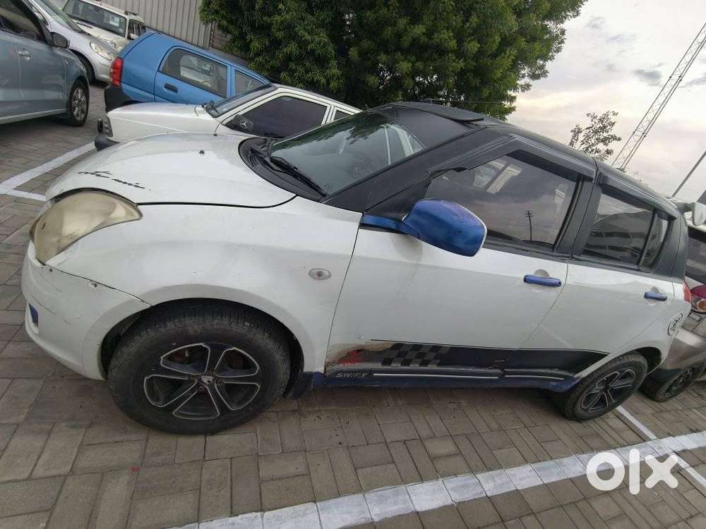 Maruti Suzuki Swift 1.3 Vxi, 2008, Petrol