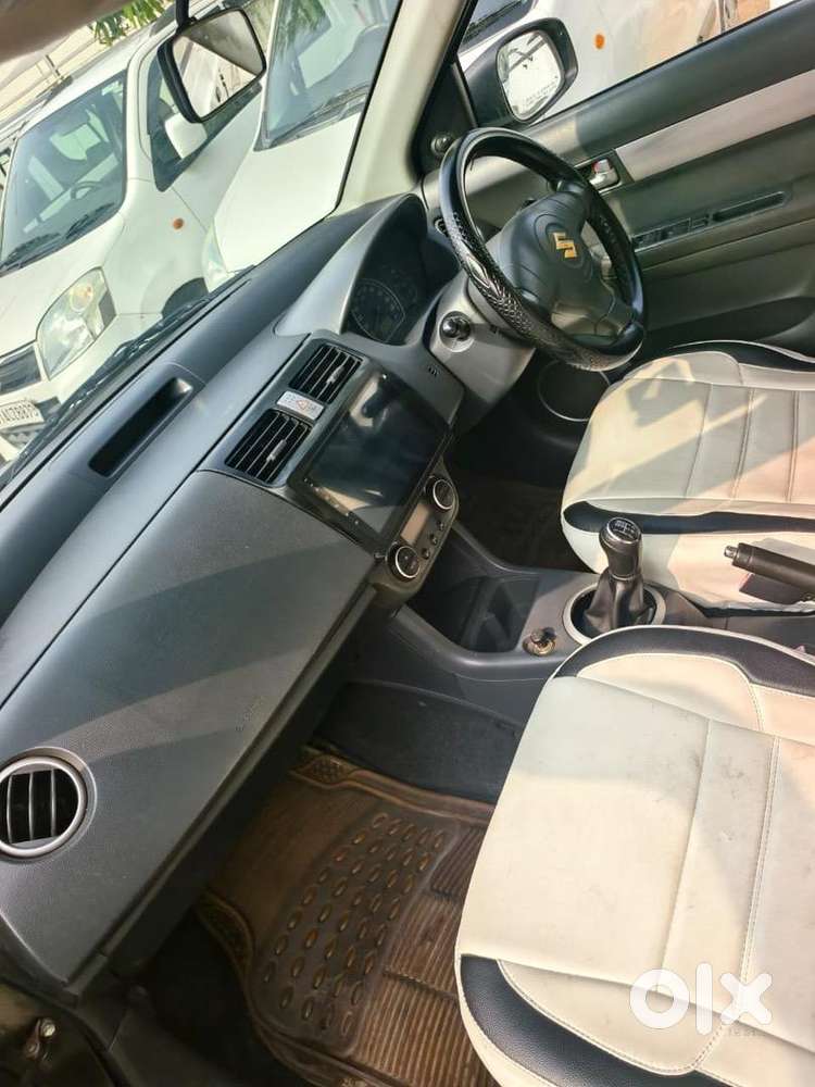 Maruti Suzuki Swift 2006 Petrol Well Maintained