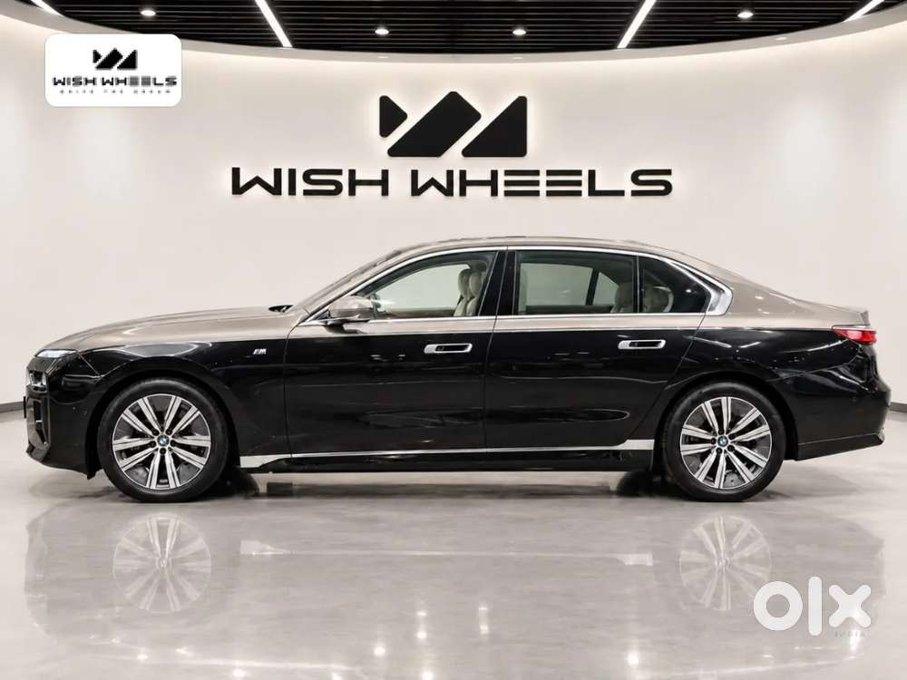 Bmw I7, 2025, Electric