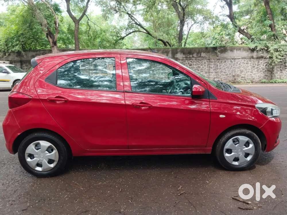 Tata Tiago 1.2 Revotron Xt, 2017, Petrol