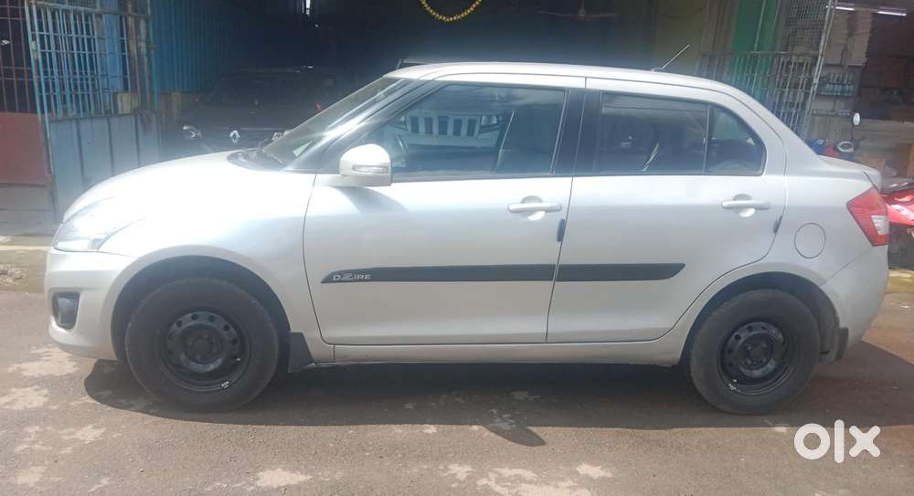 Maruti Suzuki Swift Dzire 1.2 Vxi Bsiv, 2013, Petrol