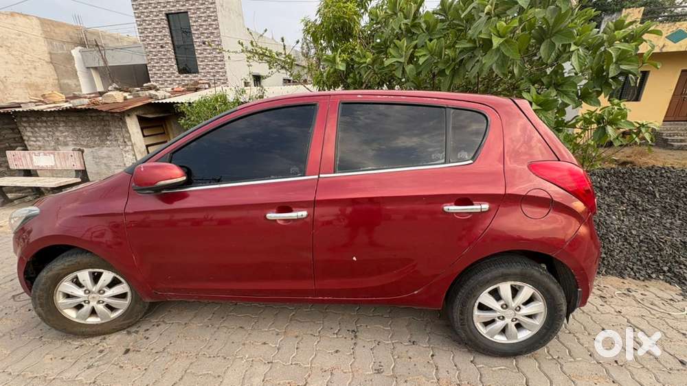 Hyundai Elite I20 Sportz Petrol 2012